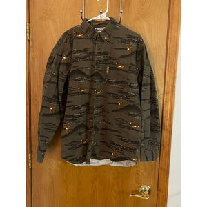 Columbia River Lodge Button Down Mens Shirt size M Deer Camo Print EUC